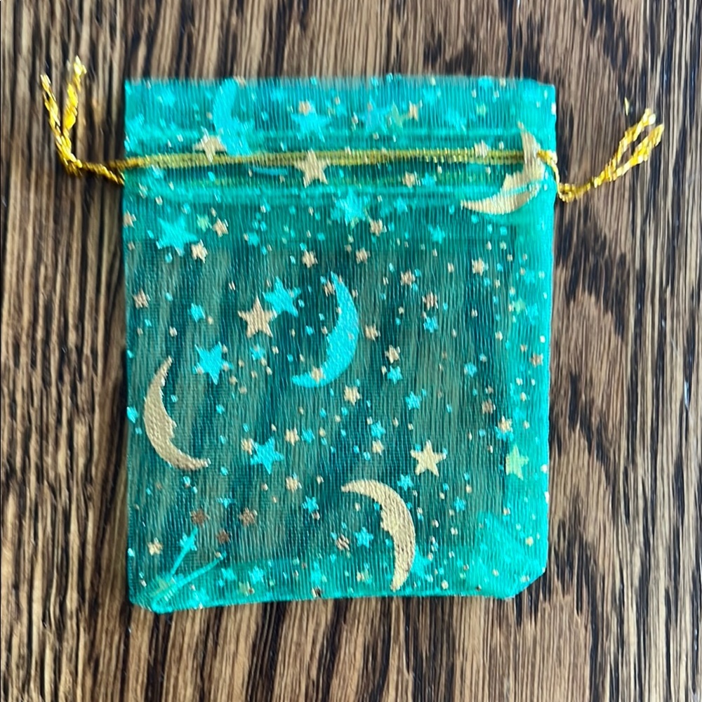 Colorful Gift Bags Set; 15 - Picture 2 of 8